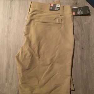 Under armor “heat gear” golf shorts